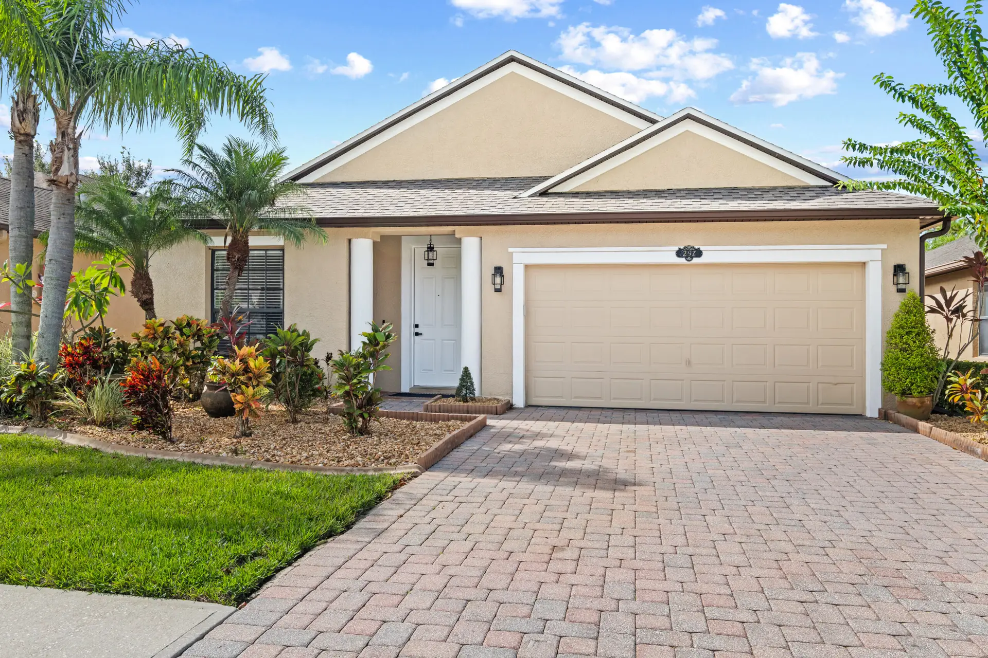 Exterior Real Estate Photo